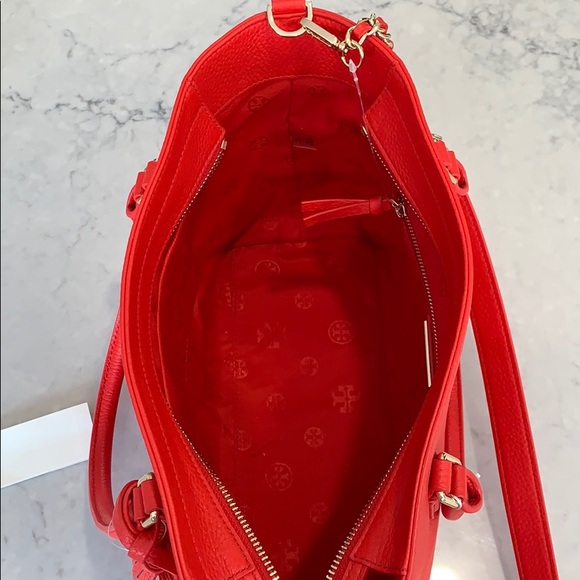 SOLD! Tory Burch Tote - Picture 3 of 7